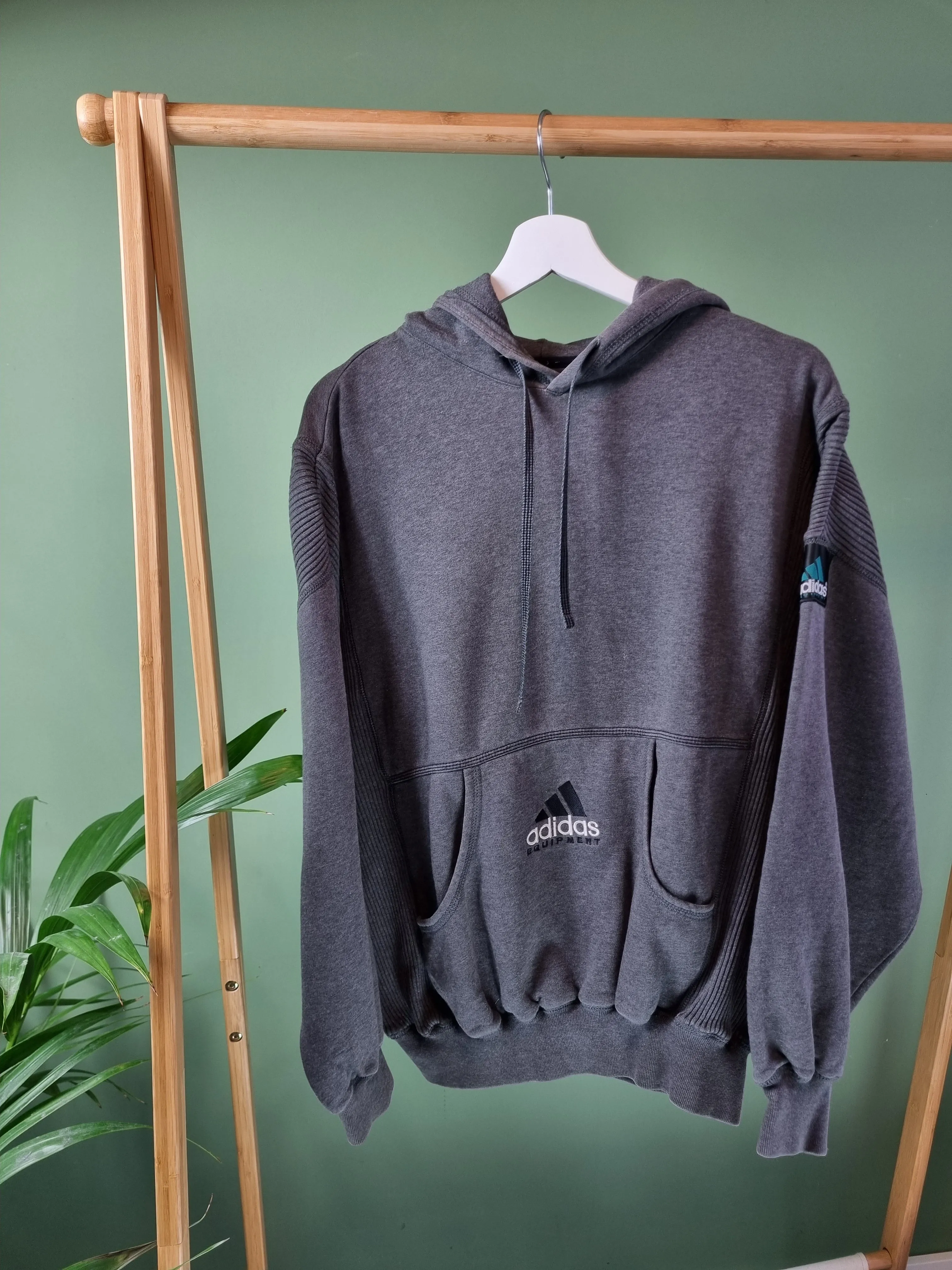 Adidas equipment hoodie maat S/M