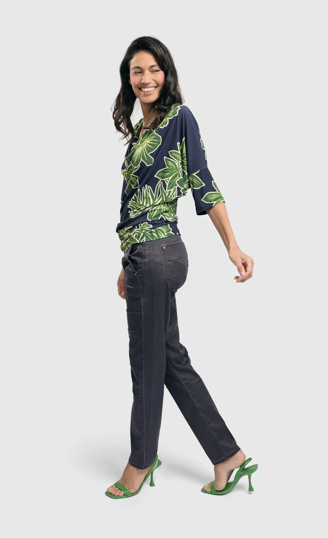Alembika Iconic Stretch Jeans (MULTIPLE COLORS AVAILABLE)