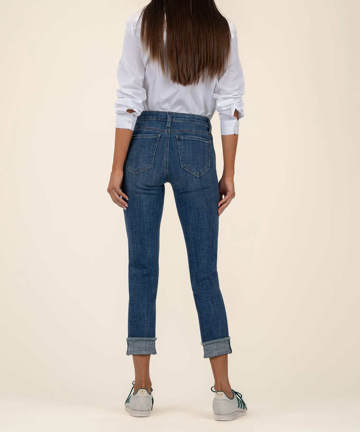 Amy Mid Rise Crop Straight Leg
