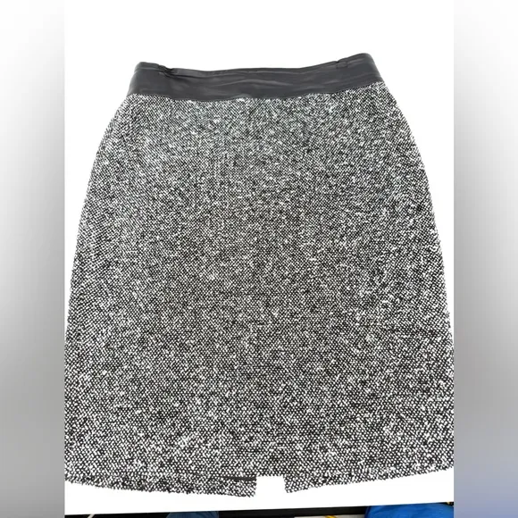 Ann Taylor Gray and Black Tweed Faux Leather Waist Midi Pencil Skirt Size 10