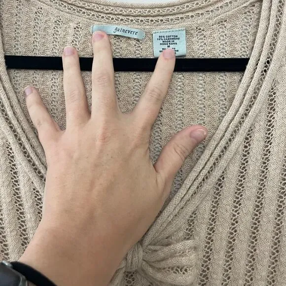 Anthropologie Guinevere Classic Feminine Cotton Cashmere Tan Bow Sweater M