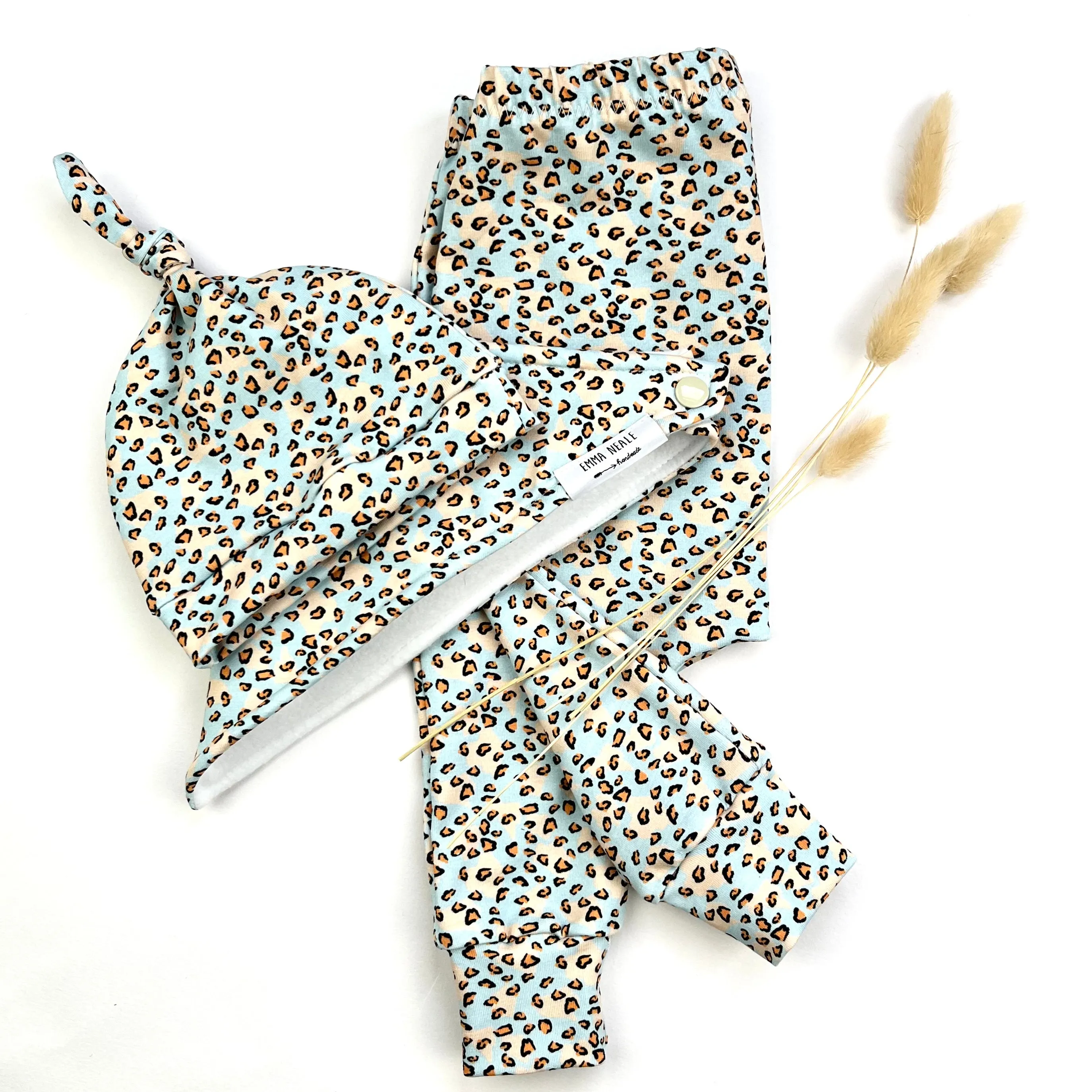 BLUE LEOPARD BANDANA BIB
