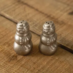 Charming Snowmen Salt & Pepper Shakers for Your Cozy Farmhouse Table