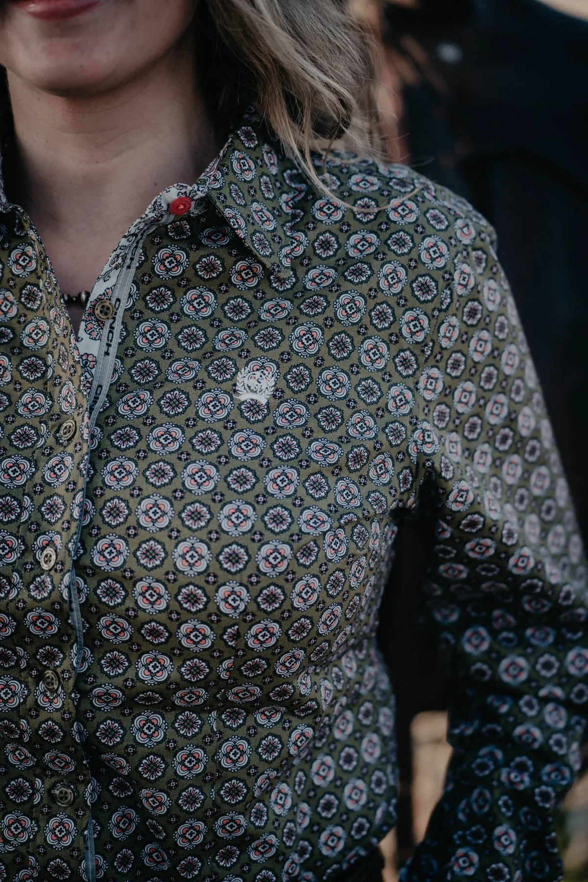 CINCH Women's Olive Floral Button Down (XS-XXL)