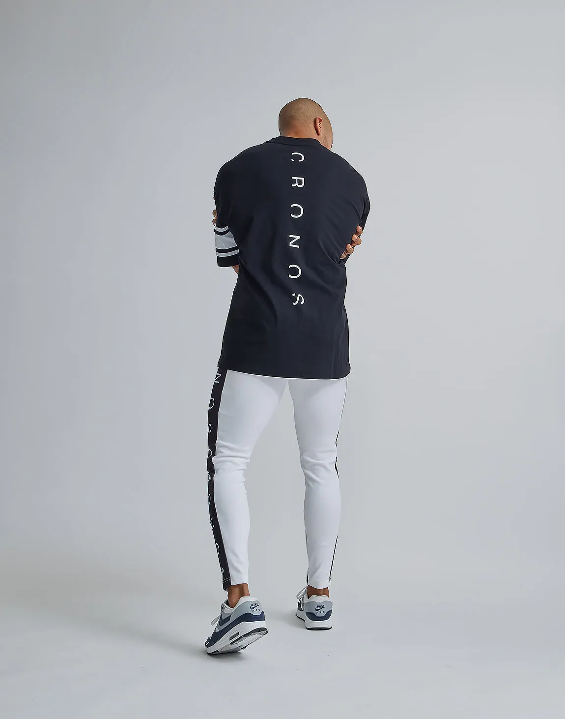 CRONOS BRASSARD OVERSIZE T-SHIRTS【BLACK】