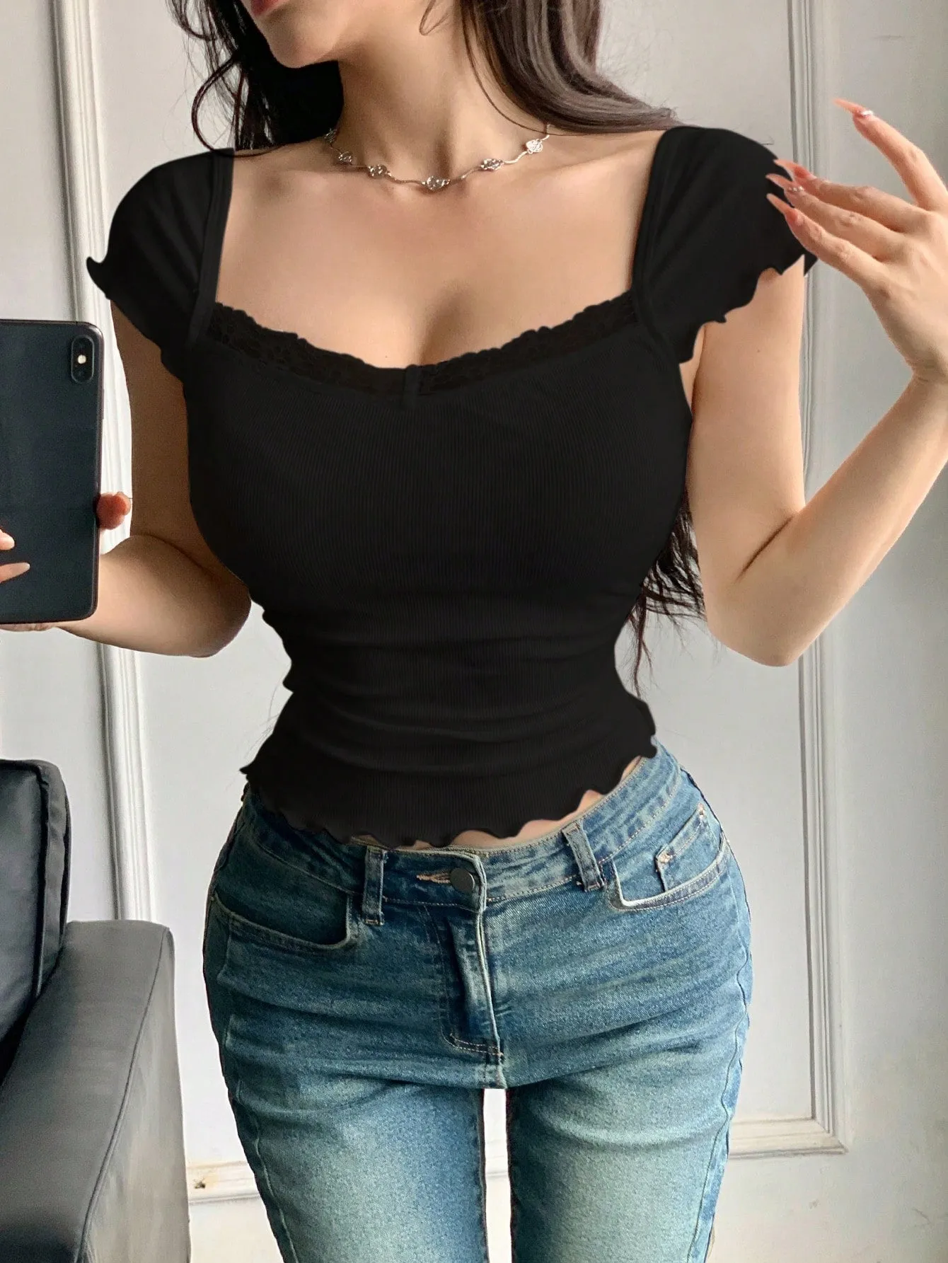 DAZY Lettuce Edge Ribbed Short Sleeve Tee For Women