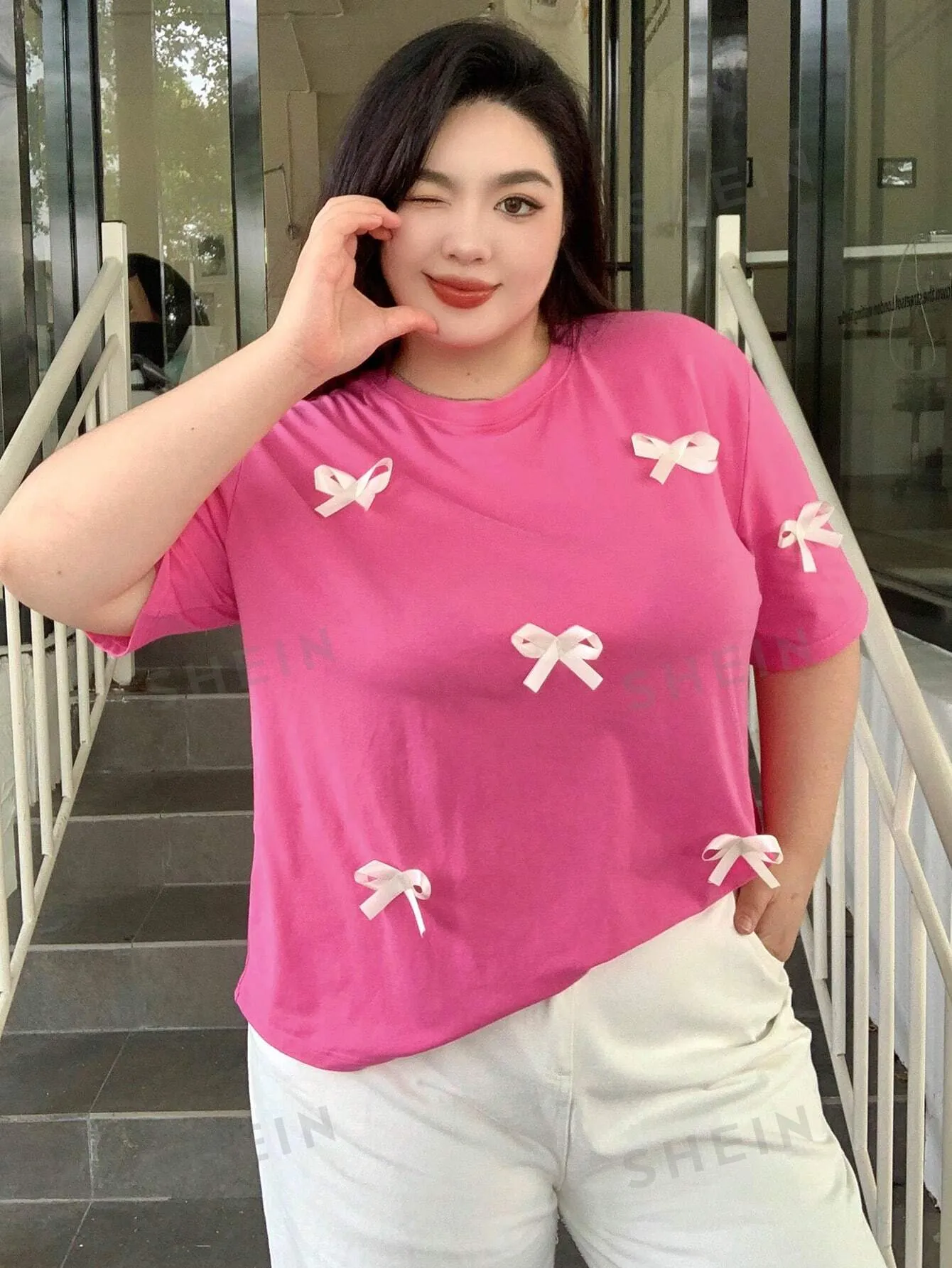 Dazy Plus Loose Pink Short Sleeve T-Shirt With Bow Decoration