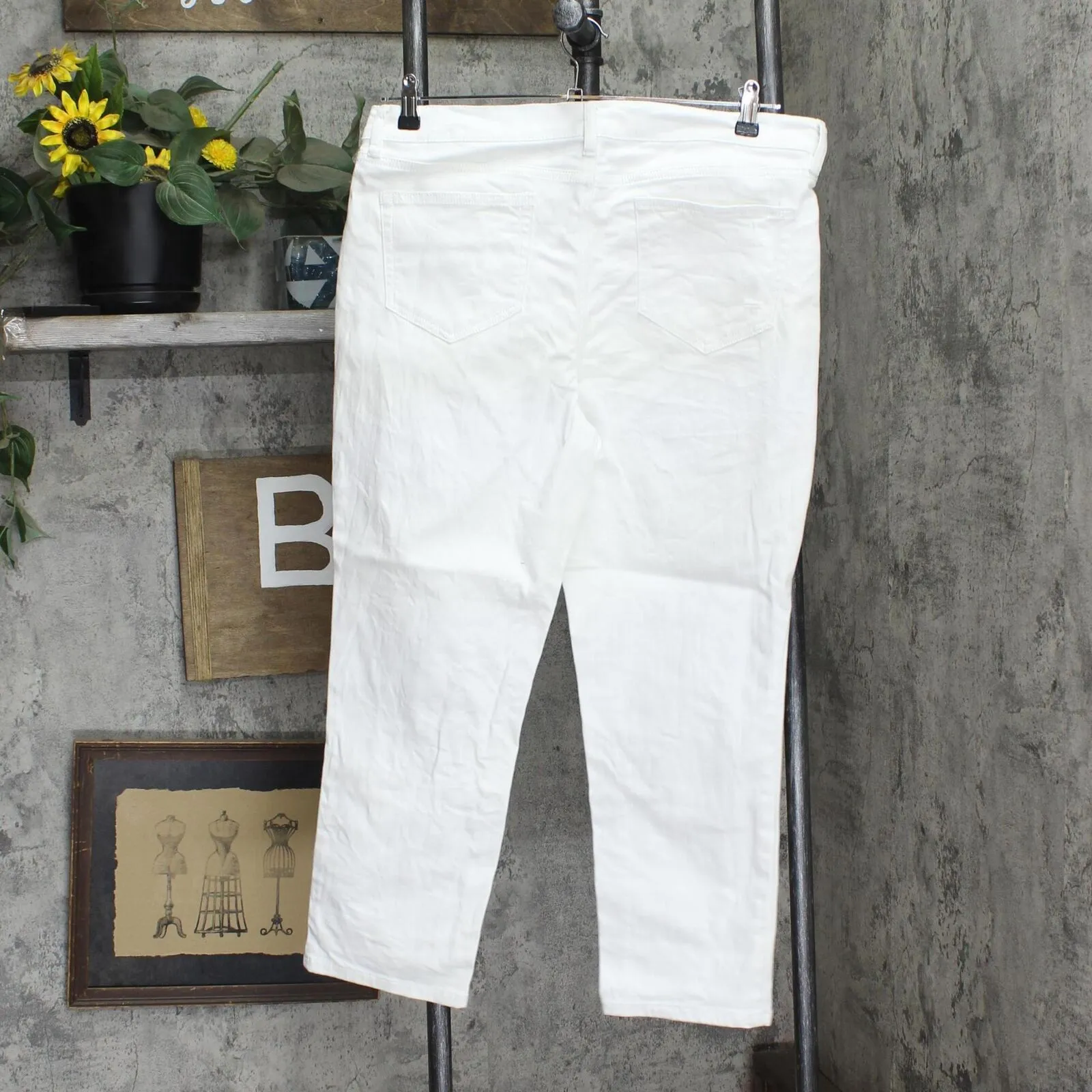 Denim & Co. Womens Distressed Classic Denim Ankle Jeans A304477-Petite White 14P