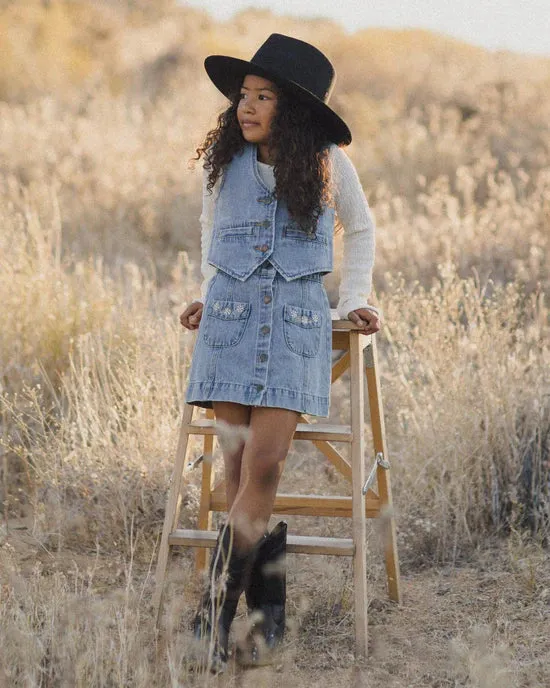 DENVER MINI SKIRT || LIGHT WASHED DENIM | Rylee   Cru