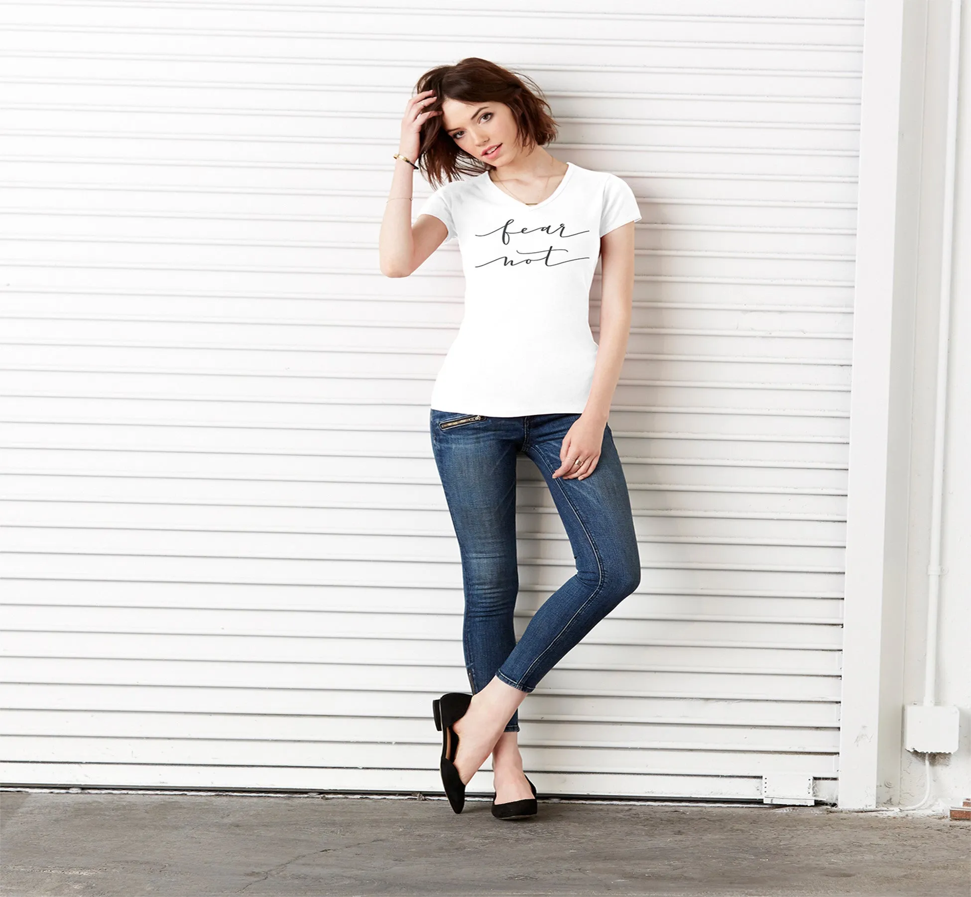 Fear Not Ladies Ribbed V-neck Tee