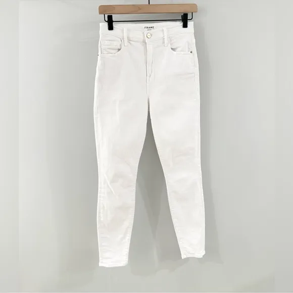 Frame Ali High Rise Cigarette Jeans in Blanc