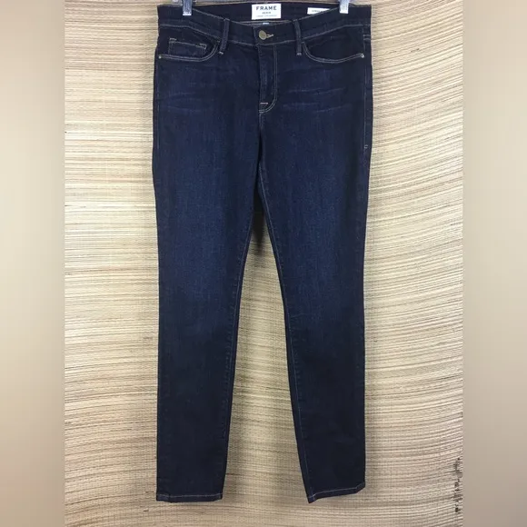 Frame Le Skinny de Jeanne in Queens Way Size 31