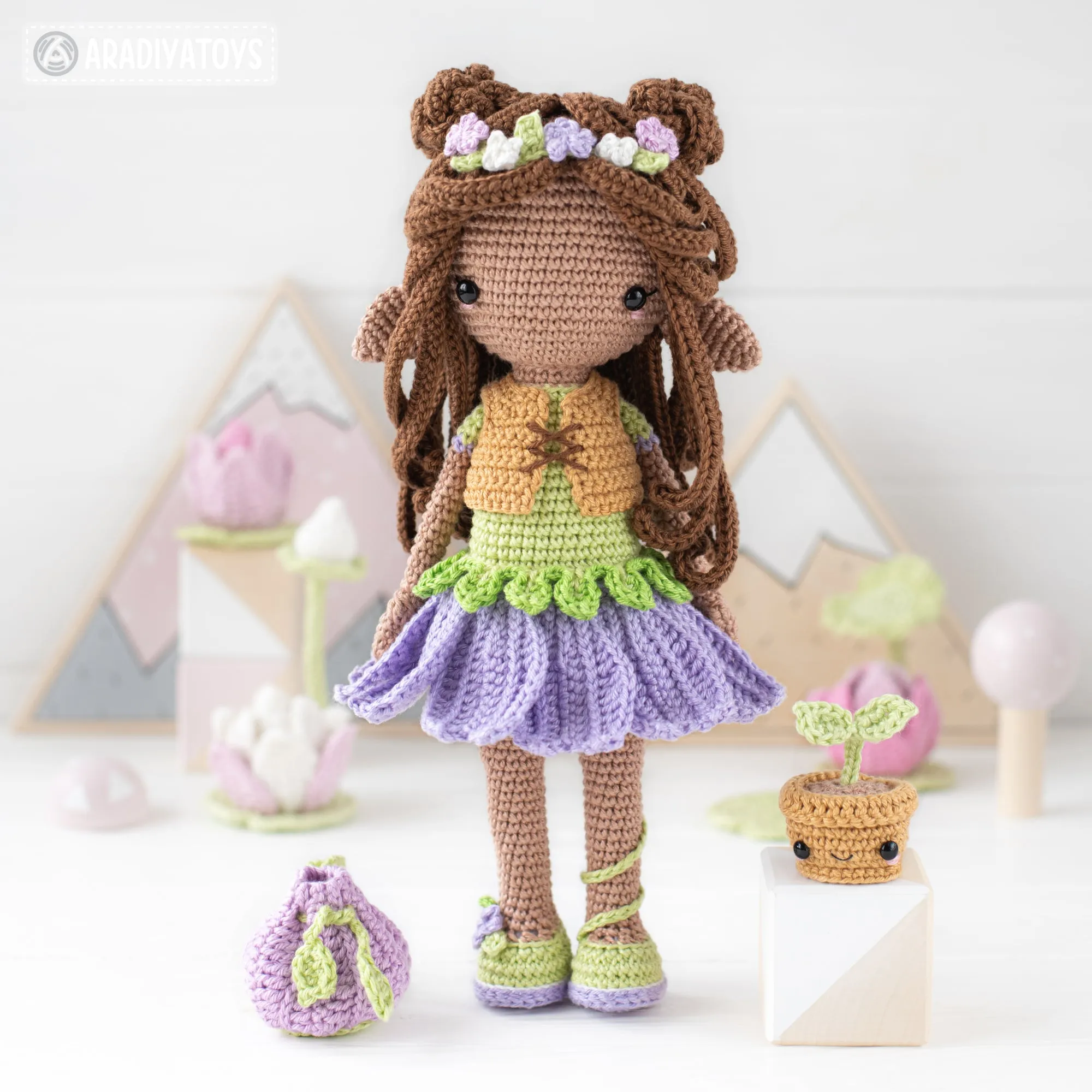 Friendy Luna with Kawaii Sprout from "AradiyaToys Friendies" collection / crochet doll pattern (Amigurumi tutorial PDF file), elf doll dress