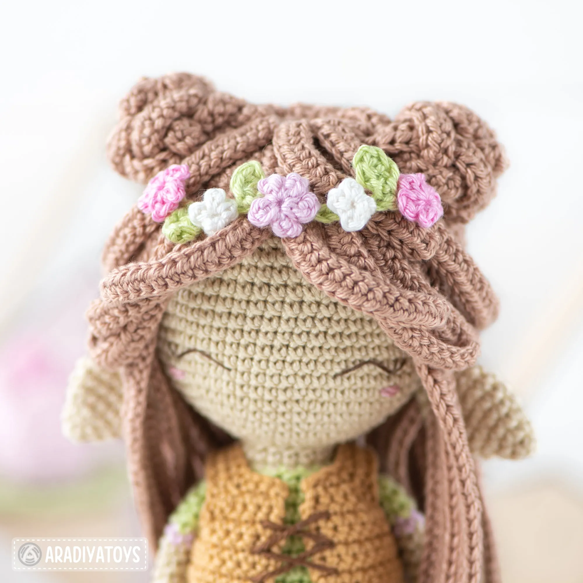 Friendy Luna with Kawaii Sprout from "AradiyaToys Friendies" collection / crochet doll pattern (Amigurumi tutorial PDF file), elf doll dress