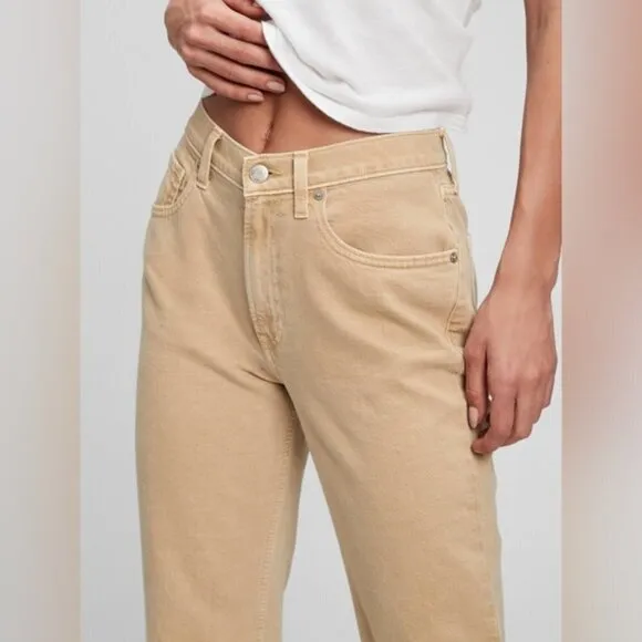 GAP Mid Rise '90s Loose Low Stretch Jeans with Washwell in Khaki Tan