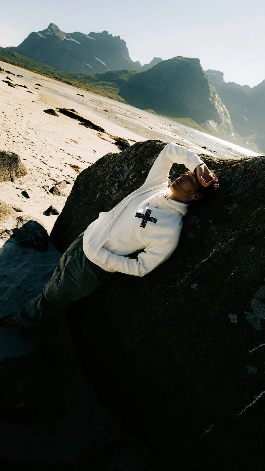 HOODIE CLASSIC BLANCO ROTO