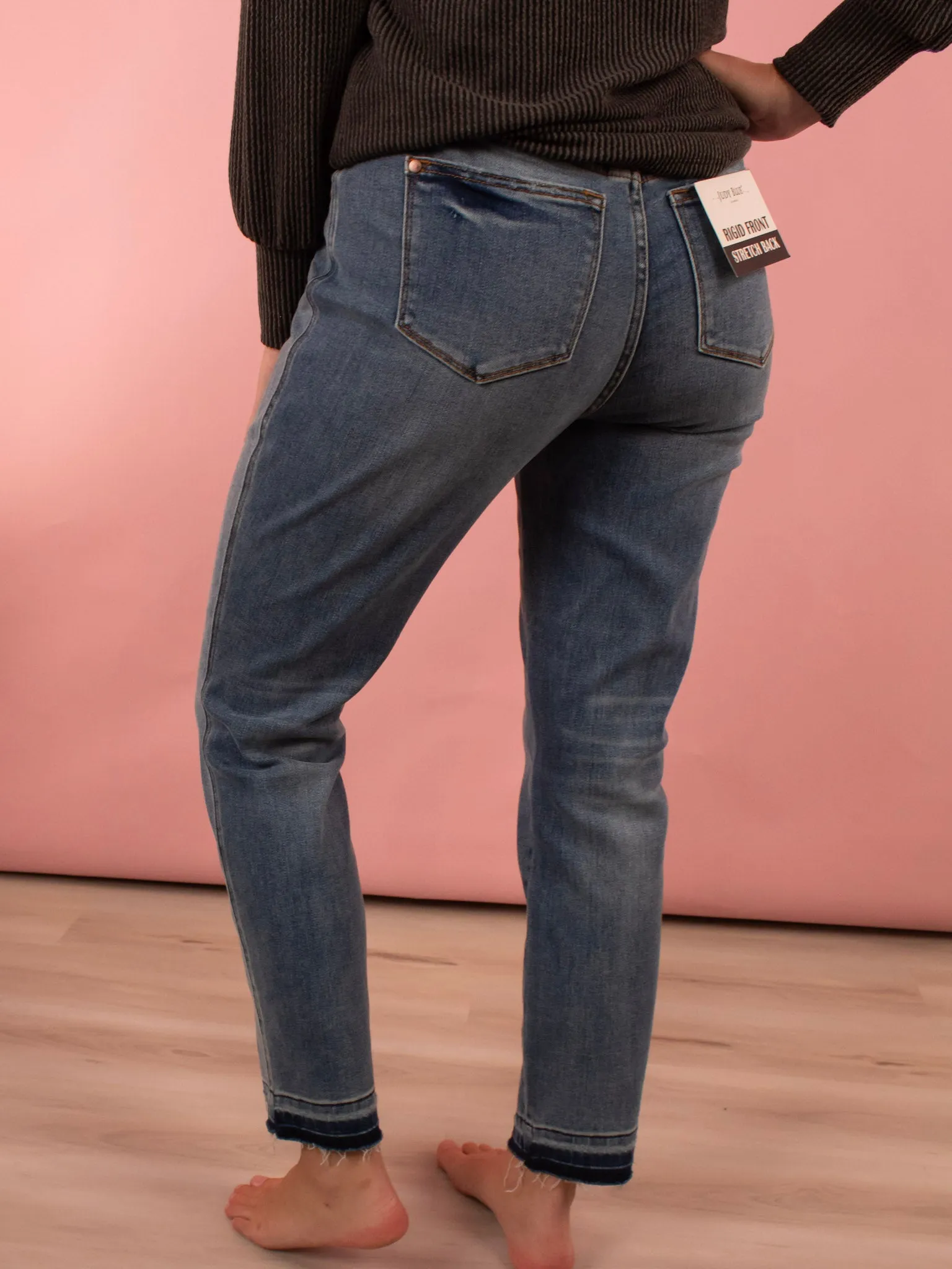 Judy Blue Rigid Magic Release Midrise Boyfriend Jeans