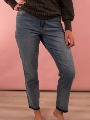 Judy Blue Rigid Magic Release Midrise Boyfriend Jeans