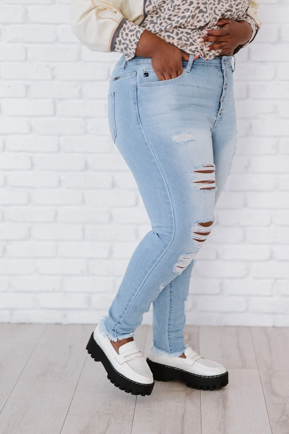 Kancan At Last Distressed Button Fly Skinny Jeans