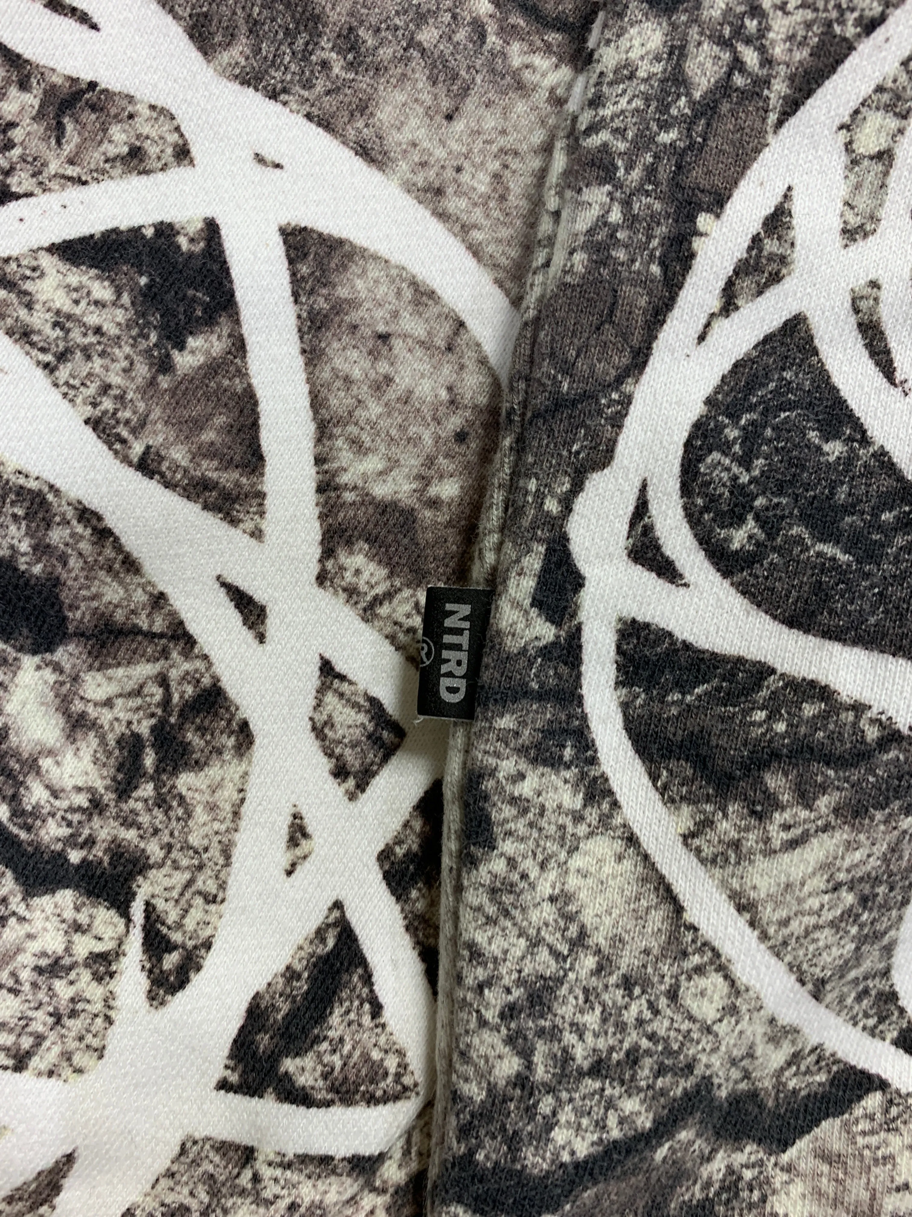 [L] NITRAID X FUTURA REAL STONE CAMO HOODIE GREY