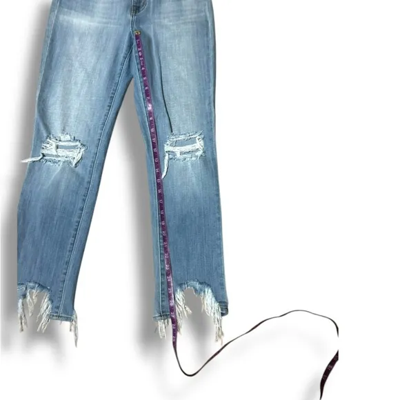 L'AGENCE High Line High Rise Skinny in Fade Out Size 27 Light Wash Distressed