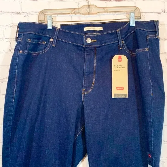 Levi’s Jeans Classic Straight NWT