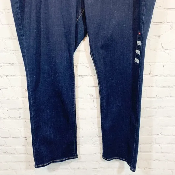 Levi’s Jeans Classic Straight NWT