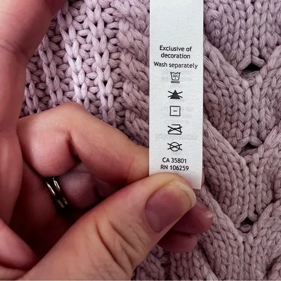 Lululemon Athletica Call The Cozy Turtleneck Chunky Sweater in Pink size 4