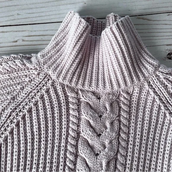 Lululemon Athletica Call The Cozy Turtleneck Chunky Sweater in Pink size 4