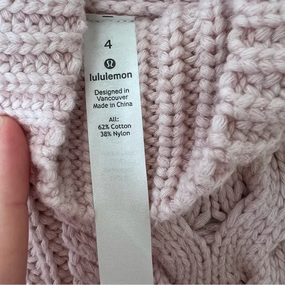 Lululemon Athletica Call The Cozy Turtleneck Chunky Sweater in Pink size 4