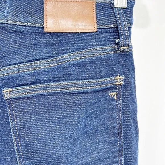 MADEWELL 9” Mid-Rise Skinny Jeans Orland Wash in size 26 Dark Wash