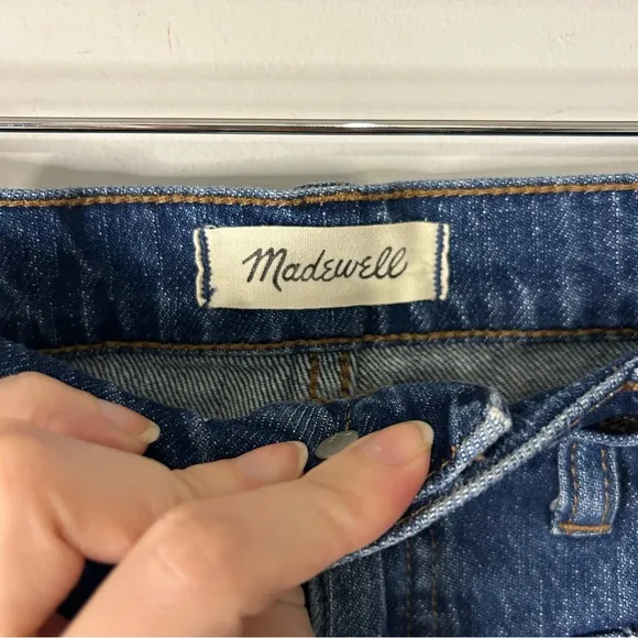 Madewell Classic Straight Jeans in Bandry Wash Seamed Edition