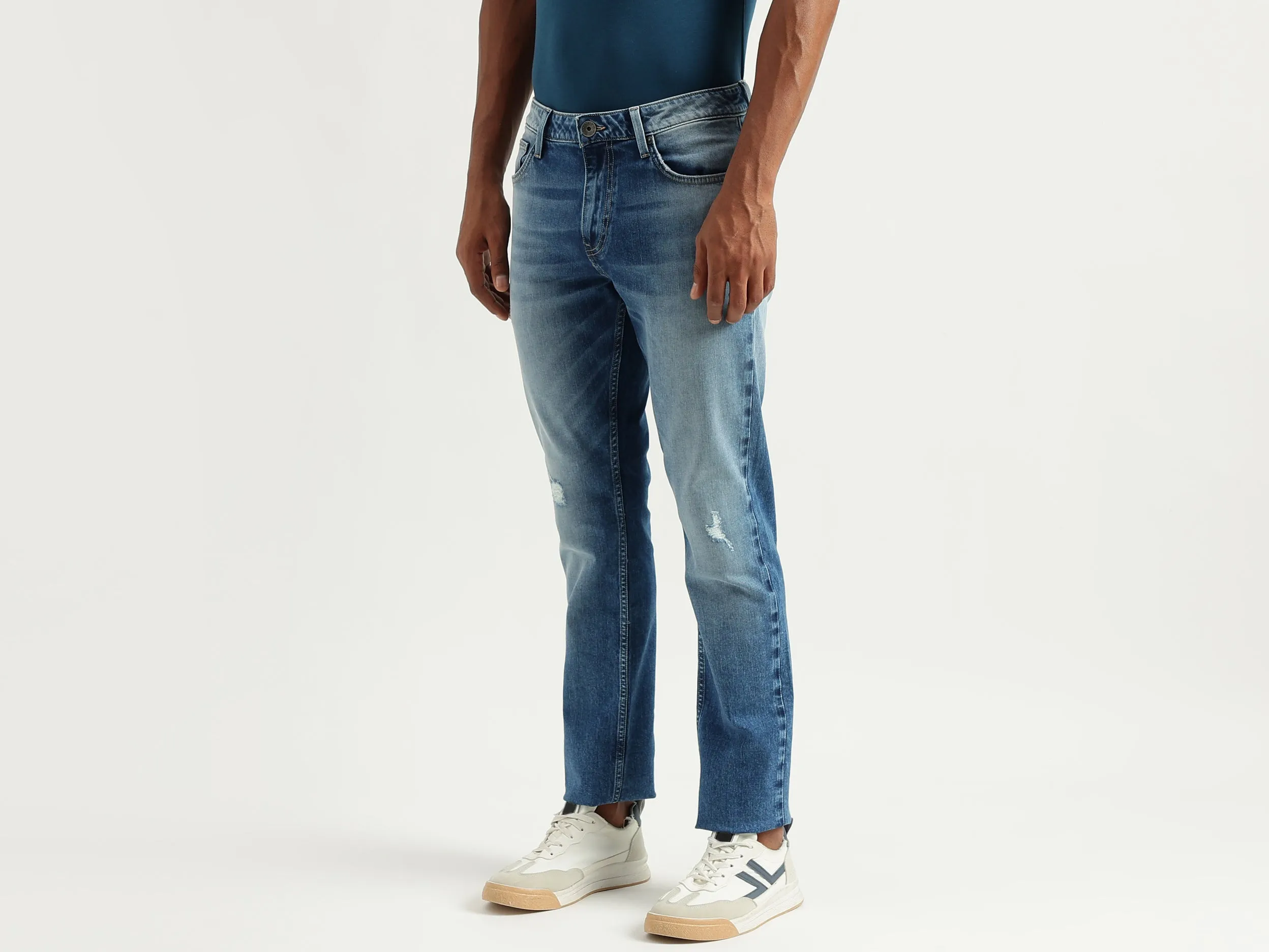 Men's Solid Straight Fit Jeans