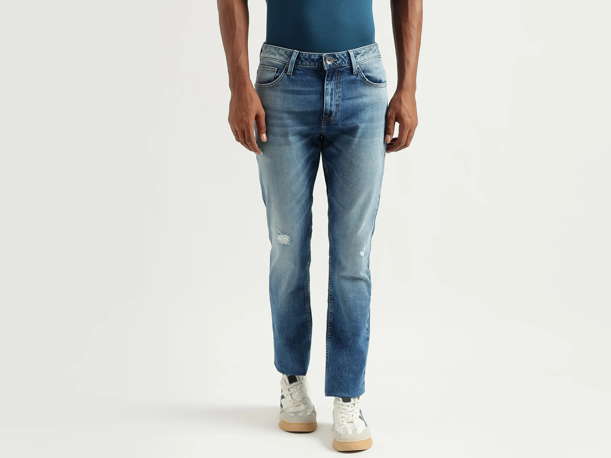 Men's Solid Straight Fit Jeans