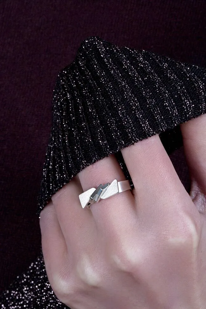 Mountain Ring
