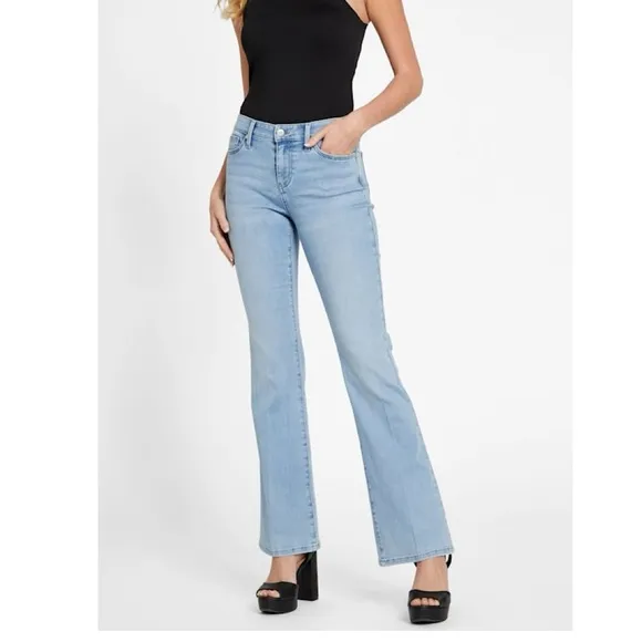 NEW GUESS Eco Lyllah Mid-Rise Bootcut Jeans  6/28