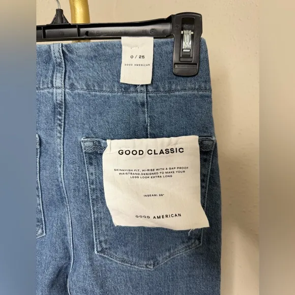 NWT Good American Good Classic Jeans