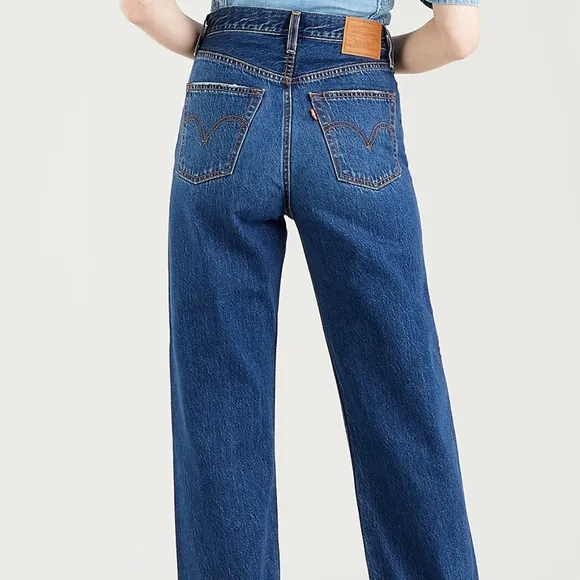 NWT Levi's Premium Noe Down Dark Wash Ribcage Straight Ankle Cutoff Jeans
