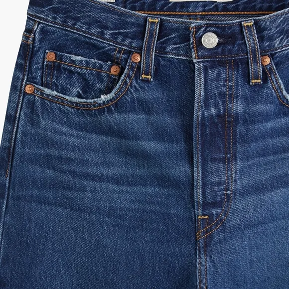 NWT Levi's Premium Noe Down Dark Wash Ribcage Straight Ankle Cutoff Jeans