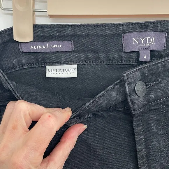 NYDJ Alina Ankle Black Denim Jeans size 4