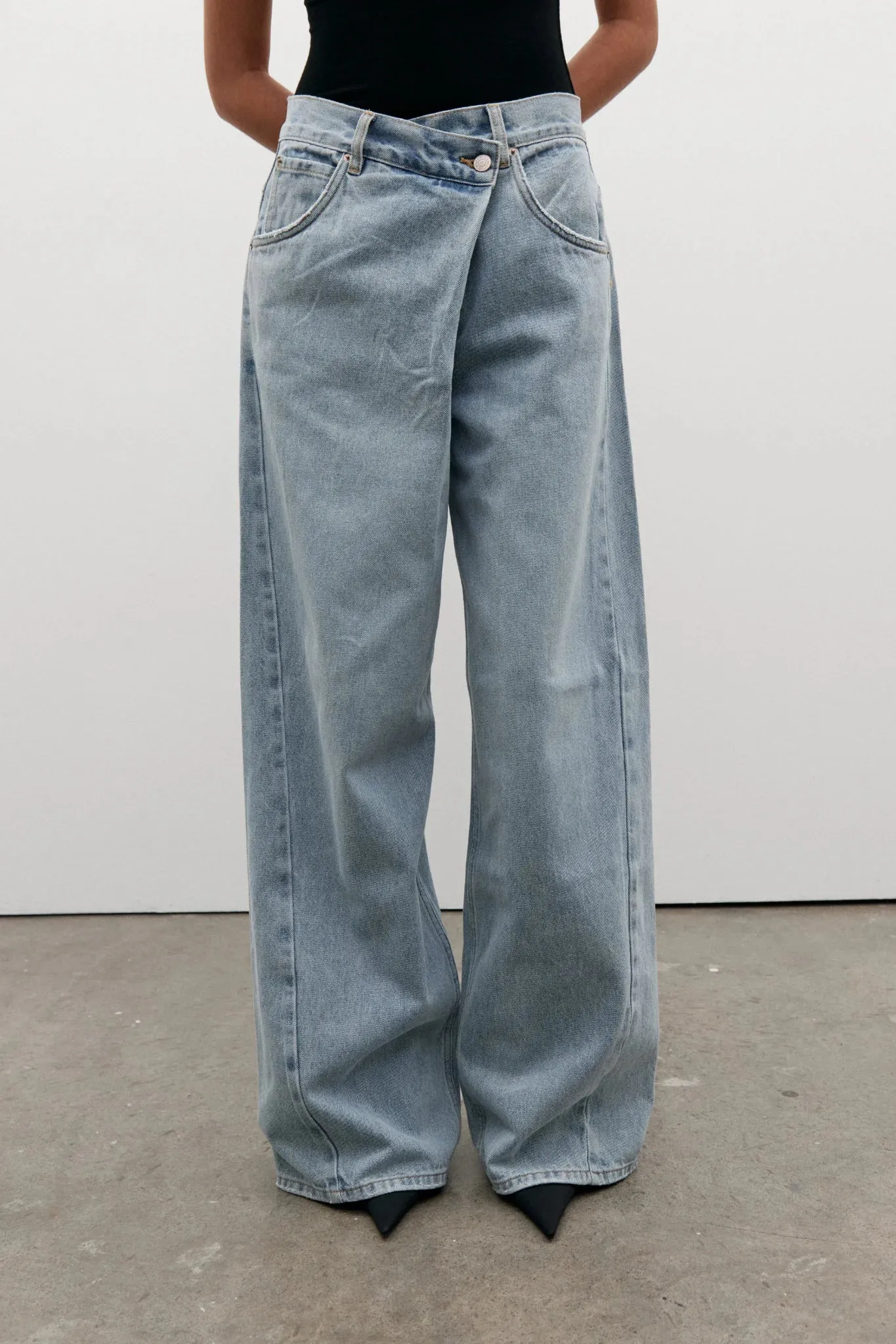 PALACE FOLD WAIST JEAN - SUNDAY BLUE