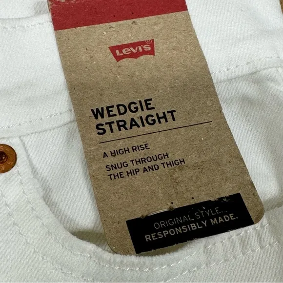 SALE! LEVIS HIGH RISE WEDGIE STRAIGHT