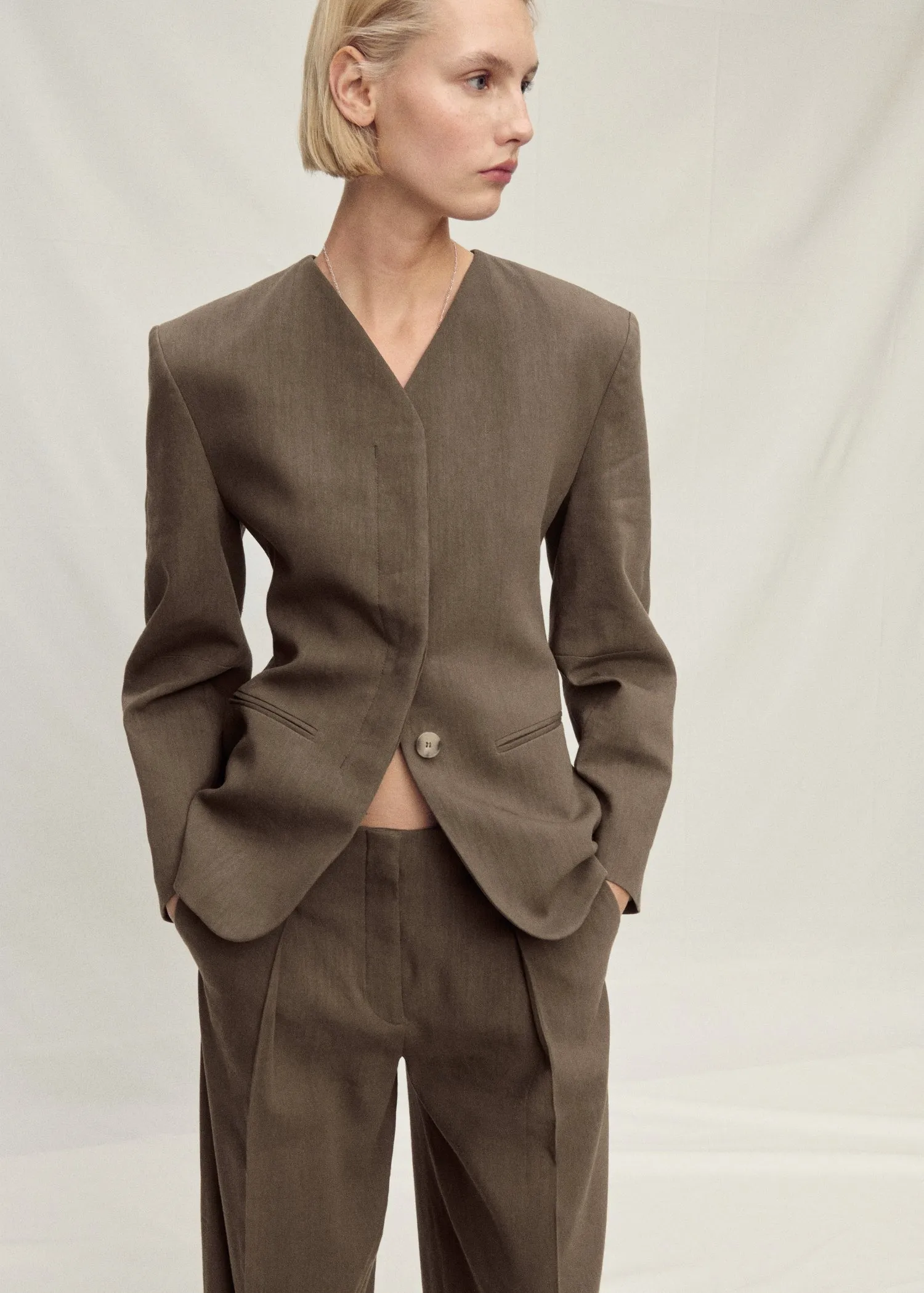 Seamless linen suit jacket