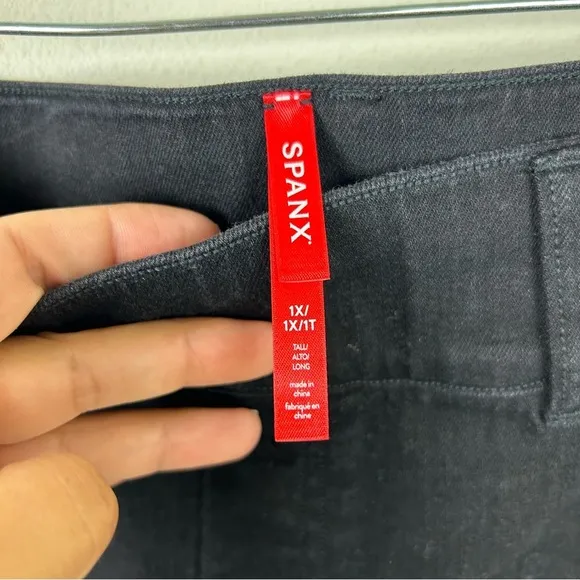 Spanx Black Jeans pull-on ankle skinny size: 1XT