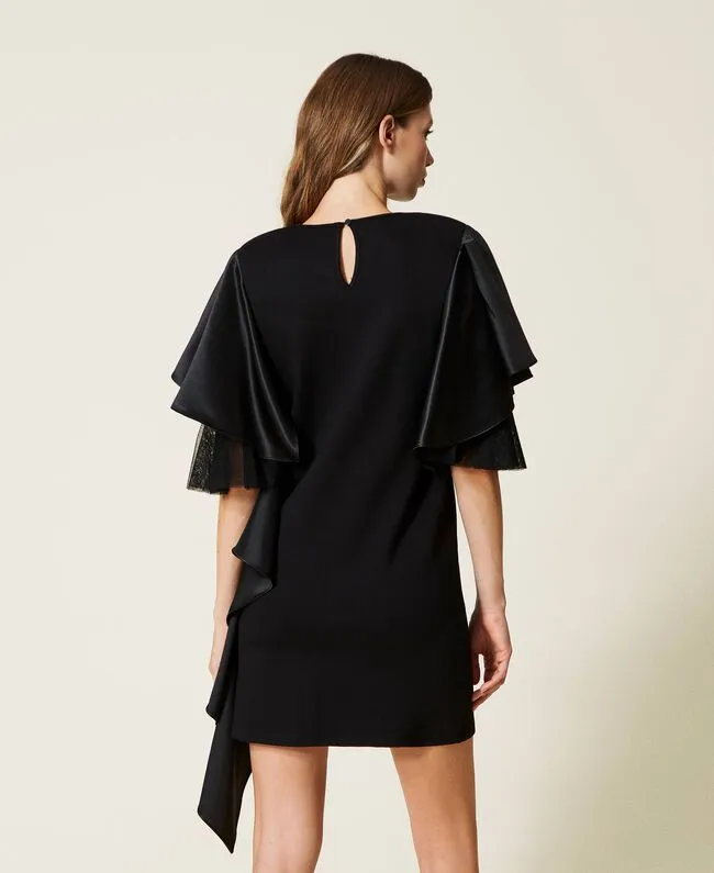 Twinset Sort kjole med volangarmer og blanke detaljer