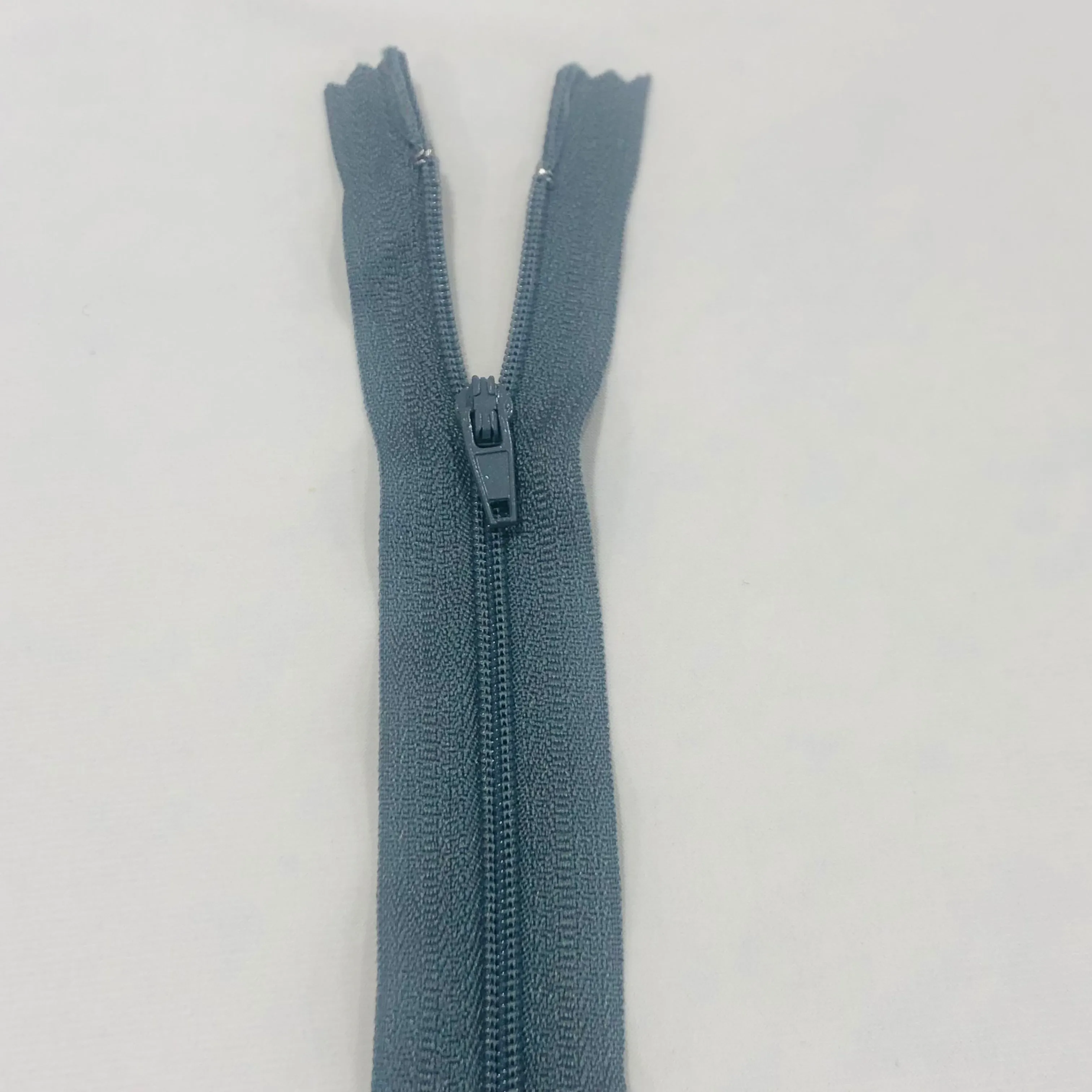 Vizzy Dress Zip - 25cm