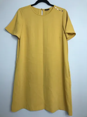 Womens Size 12 Misses Yellow Ann Taylor Dress
