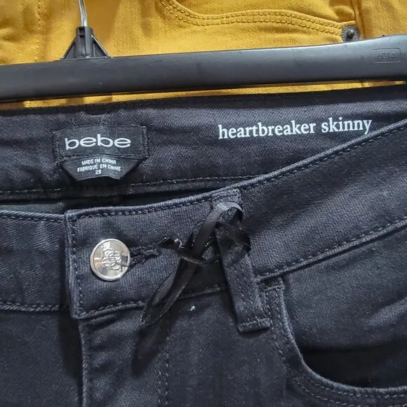 🤩Women's skinny Jeans Bebe Sz 28 heartbreaker Black Denim Pant studded Pockets