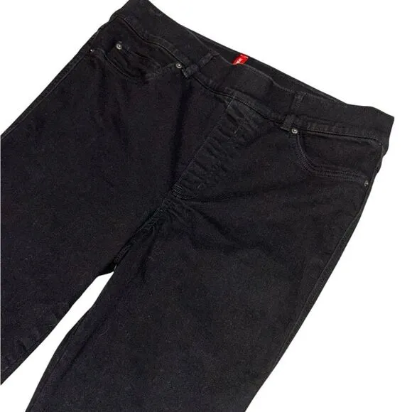 WOMEN’S SPANX  Black Cropped HIGH RISE Flare raw hem pull on Jeans sz large